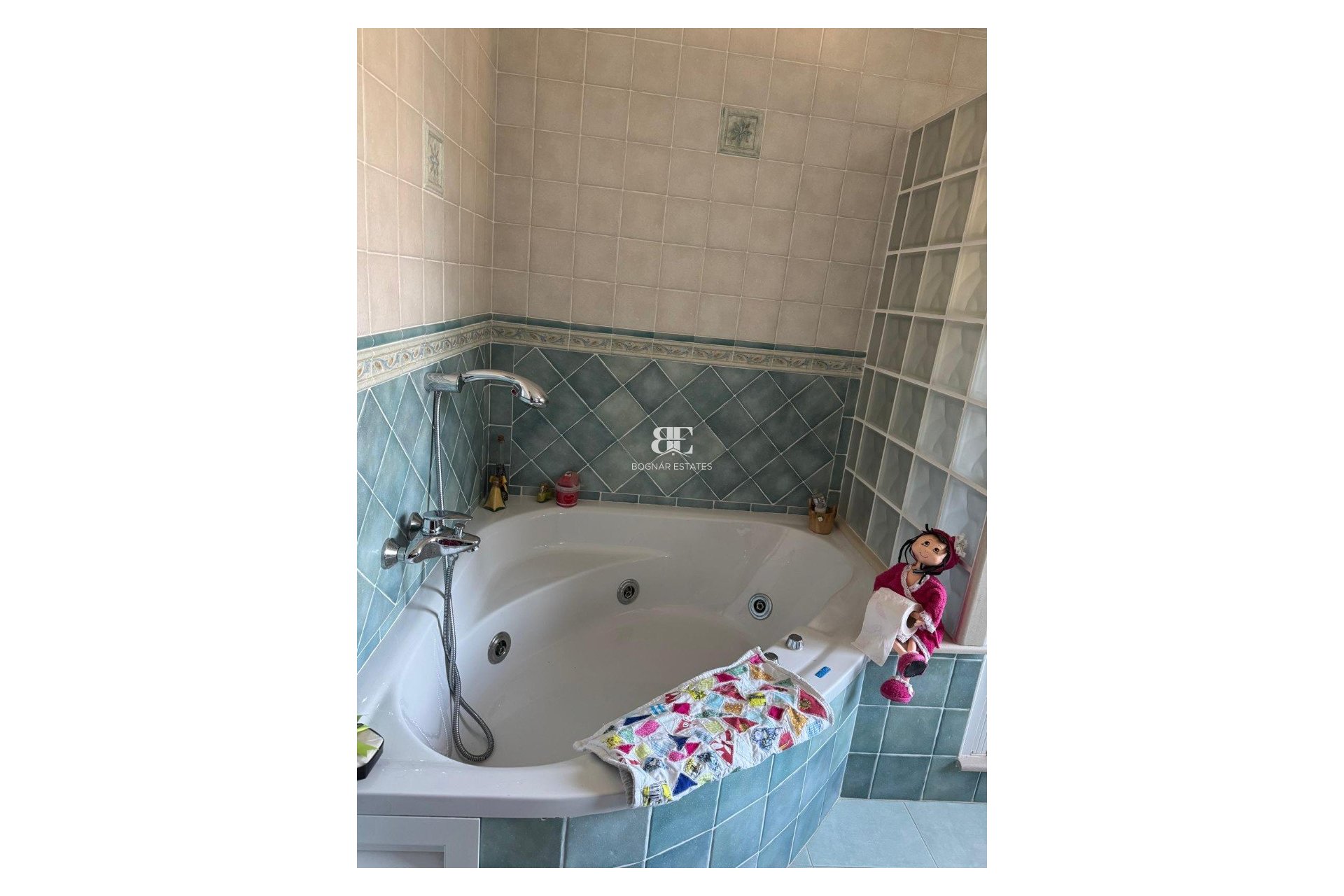 Resale - Villa -
Elche - La Marina