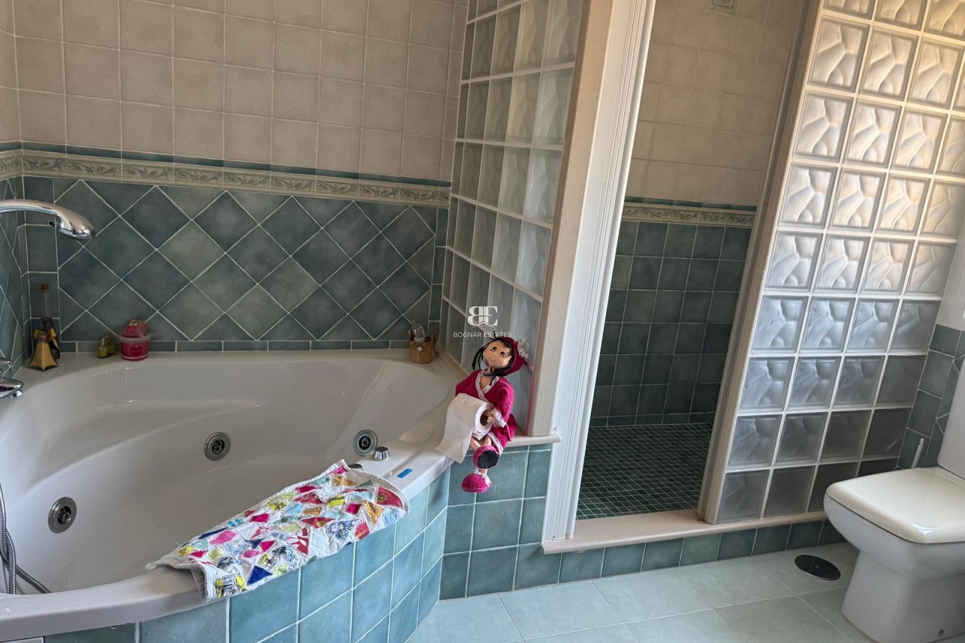 Resale - Villa -
Elche - La Marina