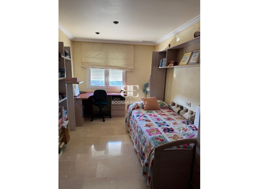 Resale - Villa -
Elche - La Marina