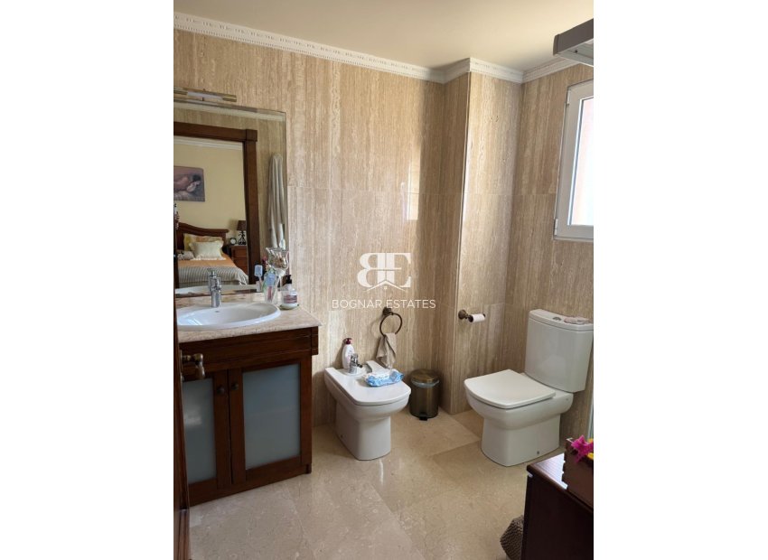 Resale - Villa -
Elche - La Marina