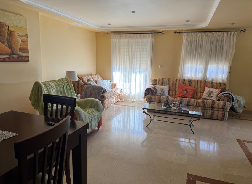 Resale - Villa -
Elche - La Marina