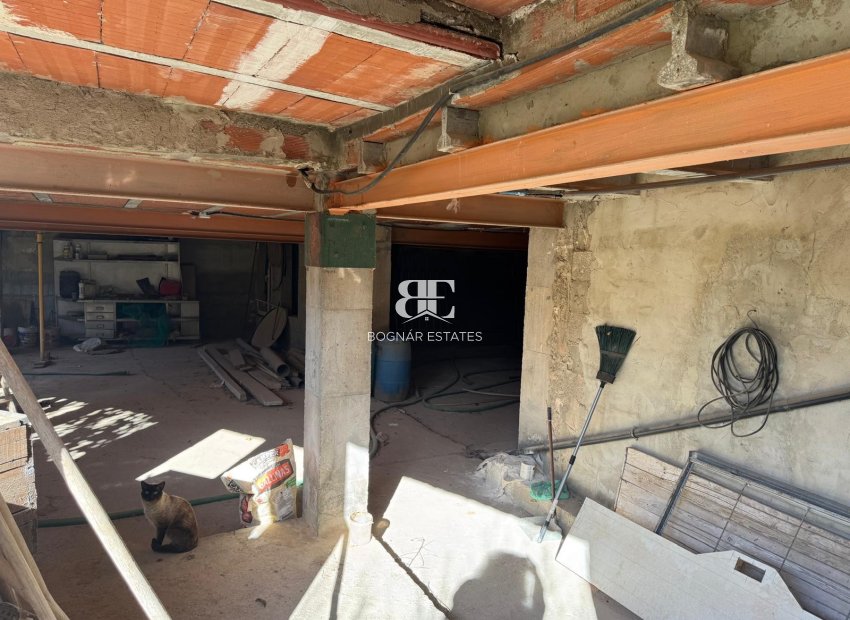 Resale - Villa -
Elche - La Marina