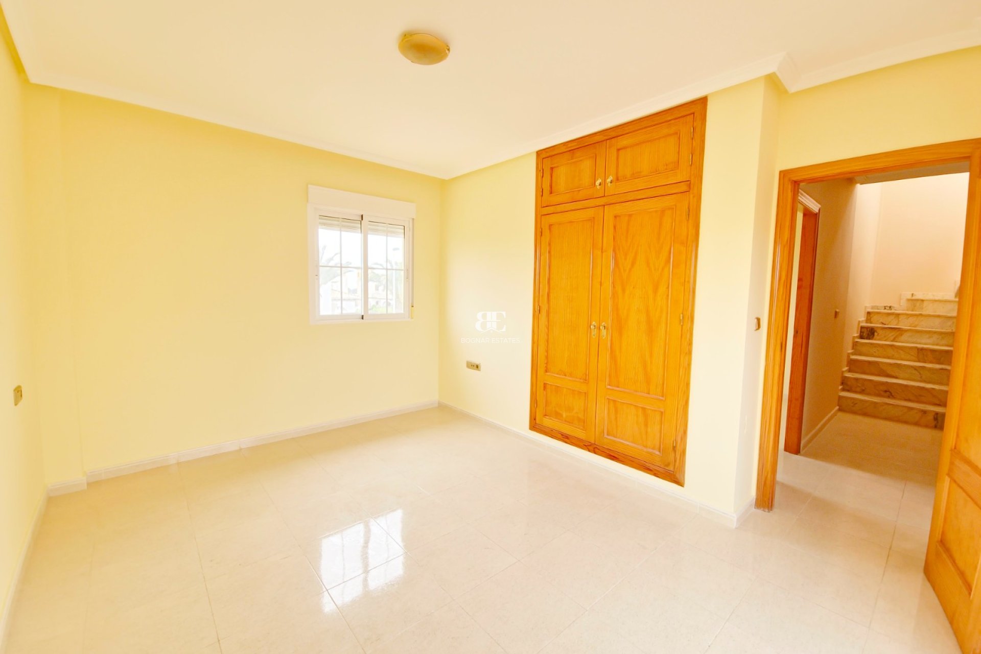 Resale - Villa -
Elche - La Marina