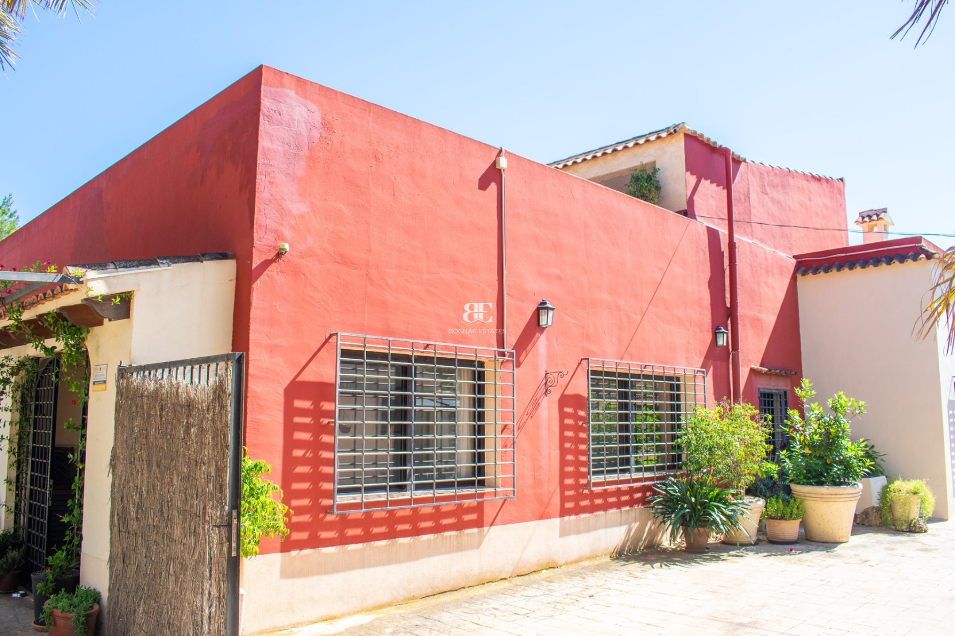 Resale - Villa -
Elche - La Marina