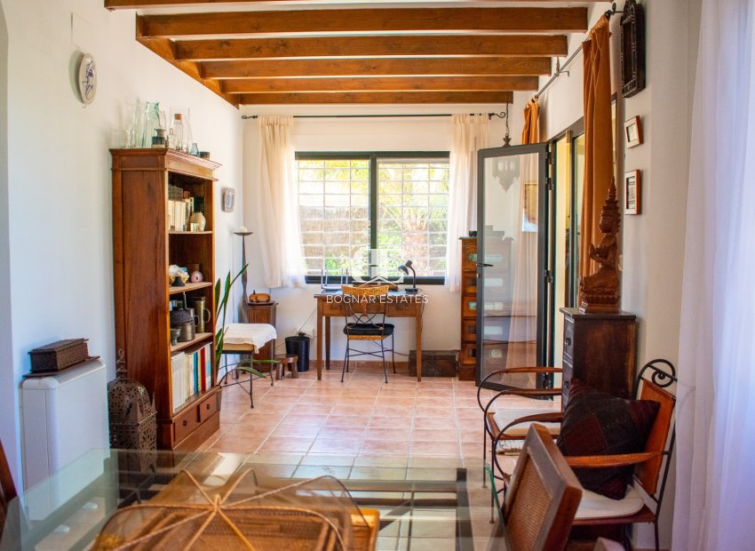 Resale - Villa -
Elche - La Marina