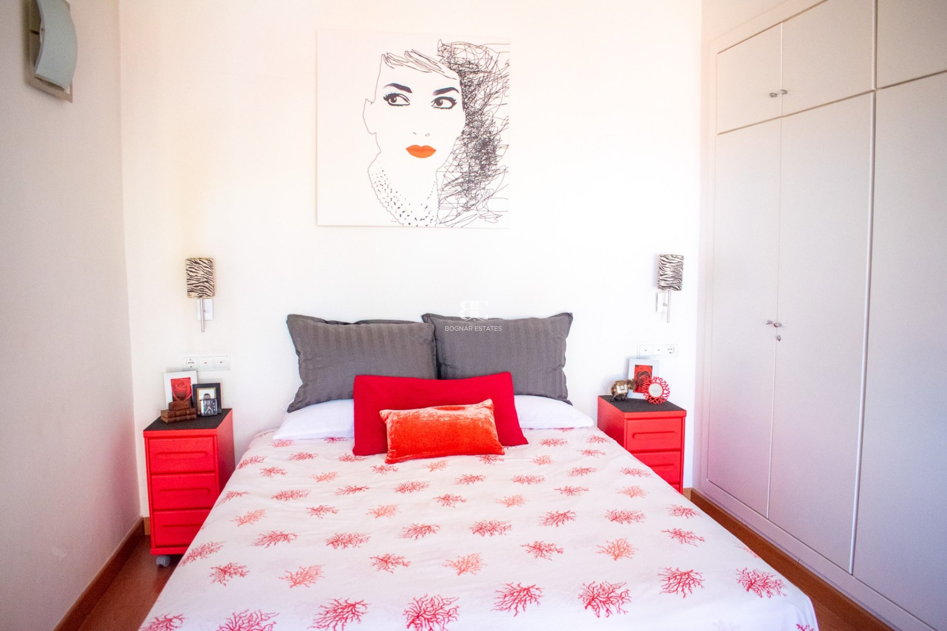 Resale - Villa -
Elche - La Marina
