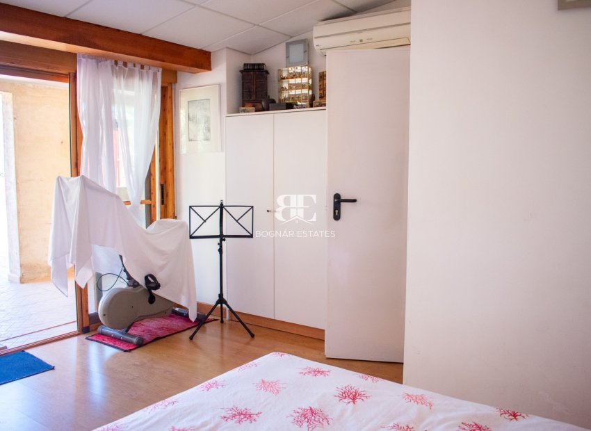 Resale - Villa -
Elche - La Marina