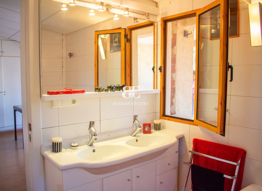 Resale - Villa -
Elche - La Marina