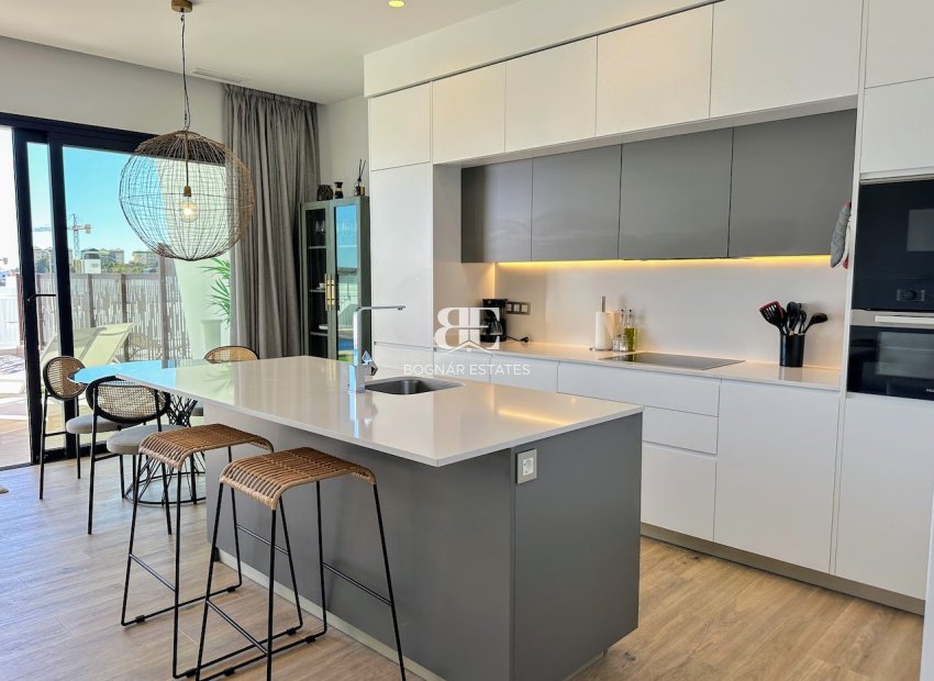 Resale - Villa -
Finestrat - Bahia Golf