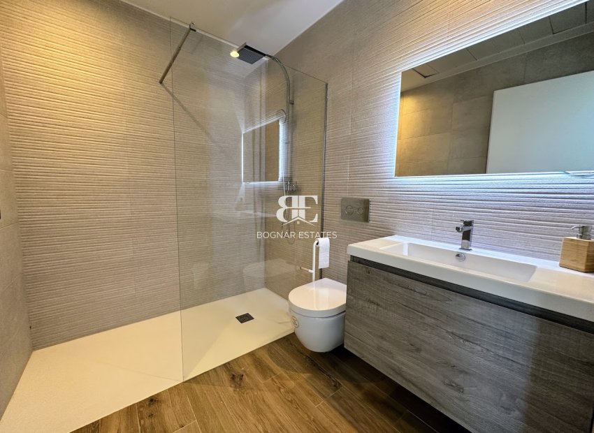 Resale - Villa -
Finestrat - Bahia Golf