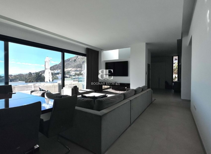 Resale - Villa -
Finestrat - Cala de Finestrat