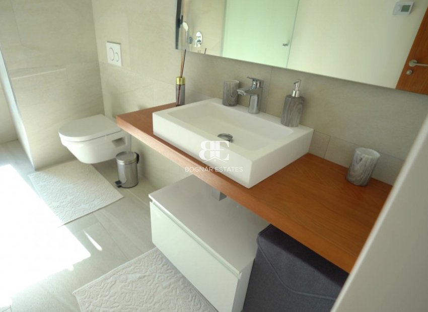 Resale - Villa -
Finestrat - Golf Bahía