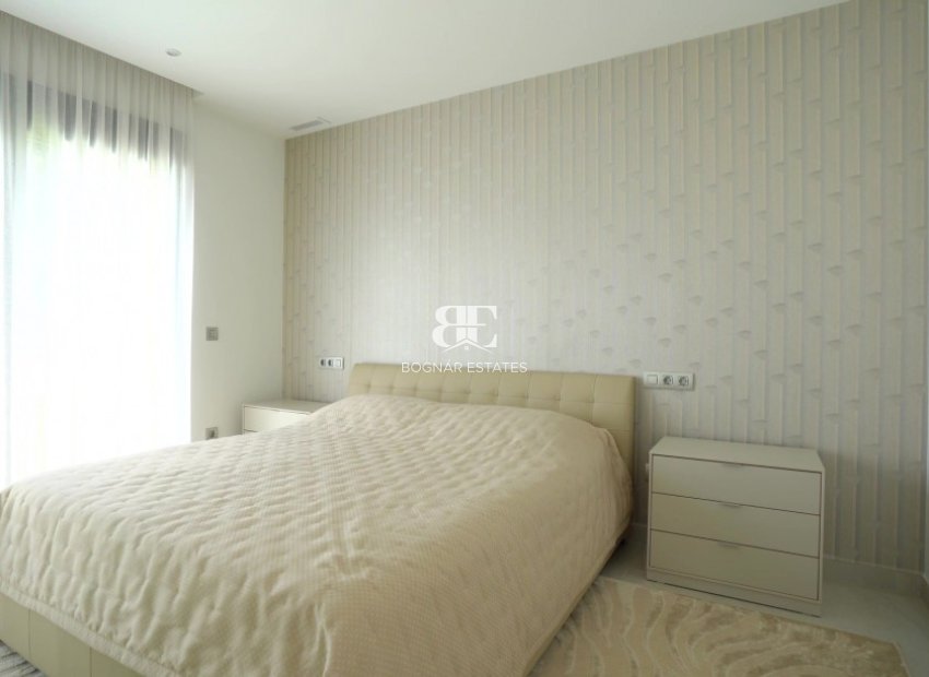 Resale - Villa -
Finestrat - Golf Bahía