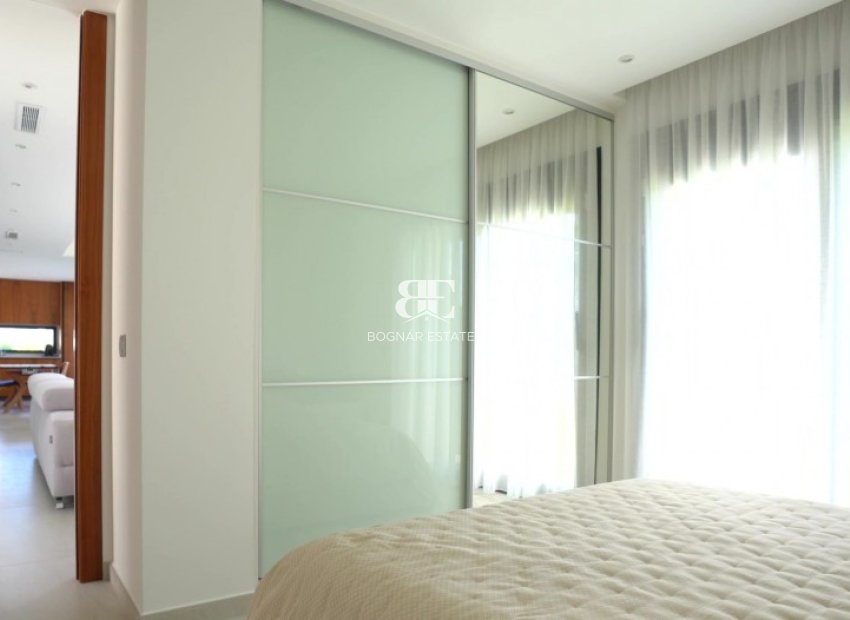 Resale - Villa -
Finestrat - Golf Bahía