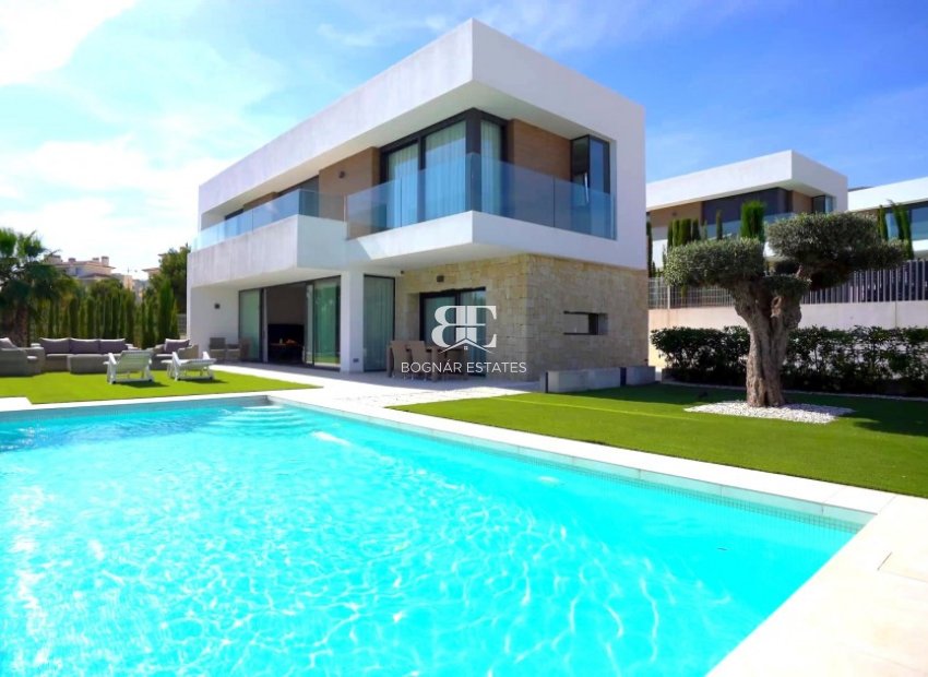 Resale - Villa -
Finestrat - Golf Bahía