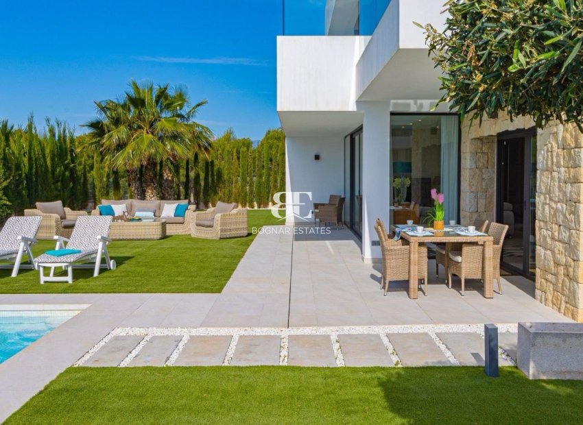 Resale - Villa -
Finestrat - Golf Bahía