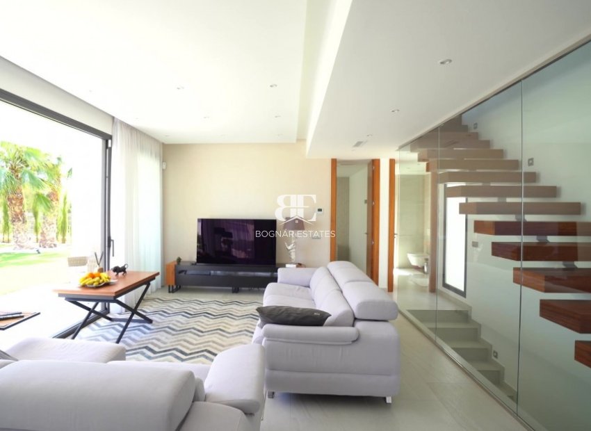 Resale - Villa -
Finestrat - Golf Bahía