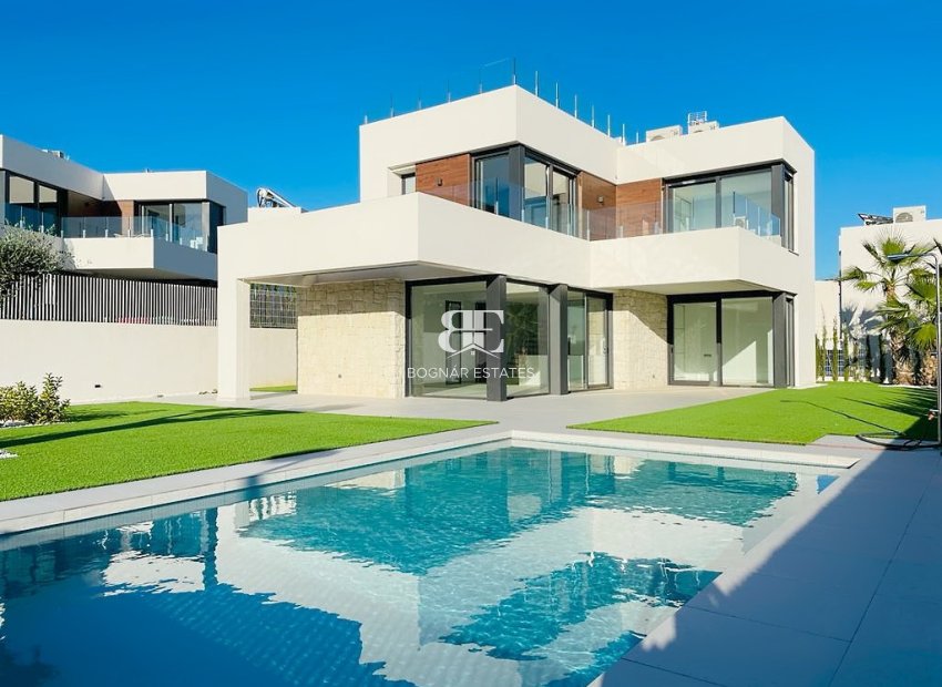 Resale - Villa -
Finestrat - Sierra Cortina