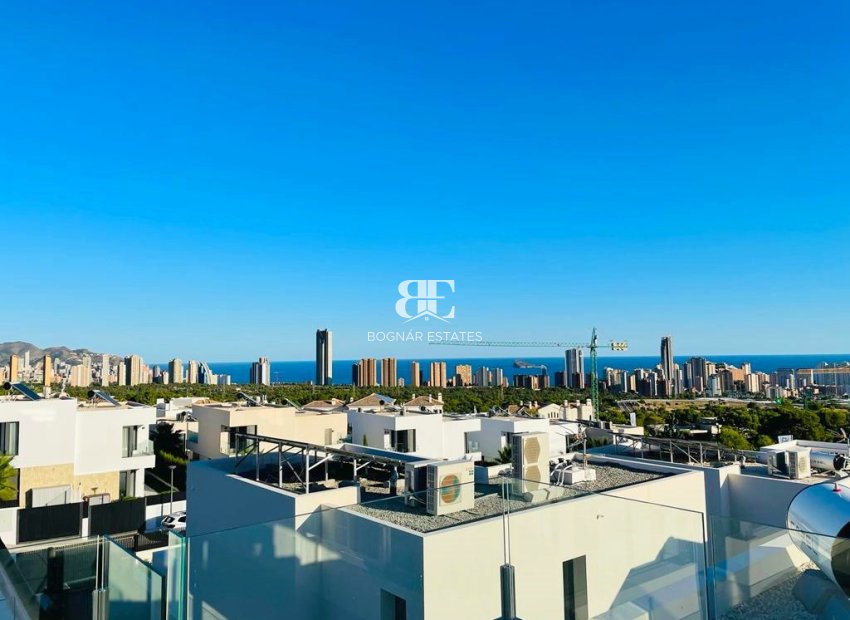 Resale - Villa -
Finestrat - Sierra Cortina