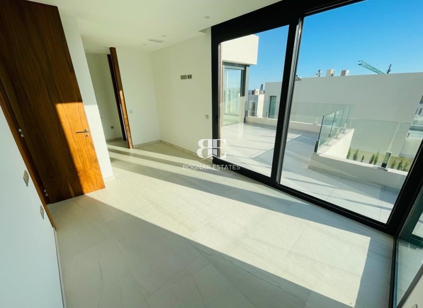 Resale - Villa -
Finestrat - Sierra Cortina