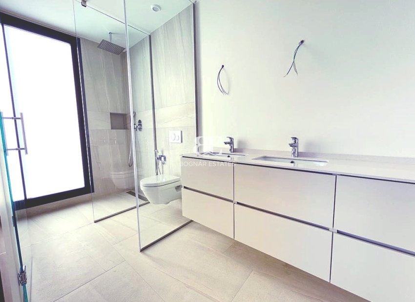 Resale - Villa -
Finestrat - Sierra Cortina