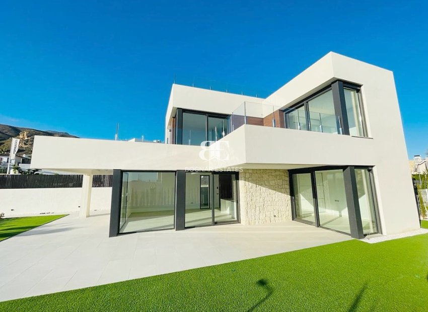 Resale - Villa -
Finestrat - Sierra Cortina