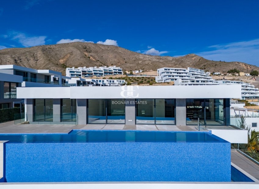 Resale - Villa -
Finestrat - Sierra Cortina