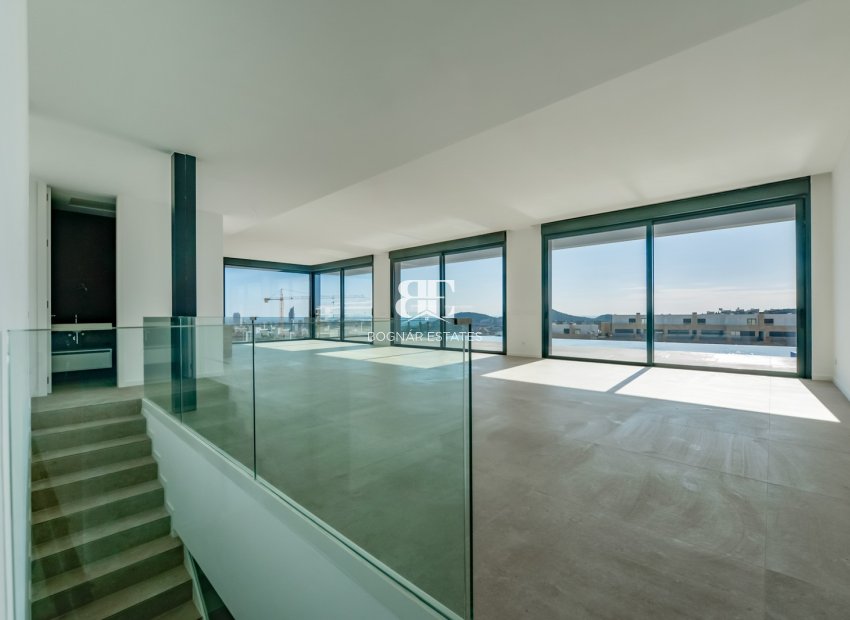 Resale - Villa -
Finestrat - Sierra Cortina