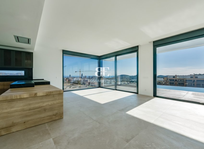 Resale - Villa -
Finestrat - Sierra Cortina