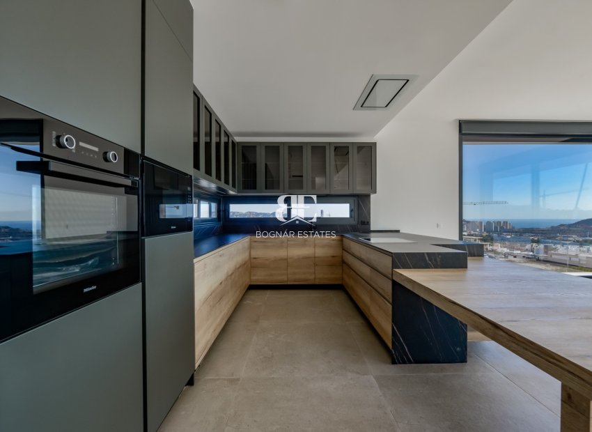 Resale - Villa -
Finestrat - Sierra Cortina