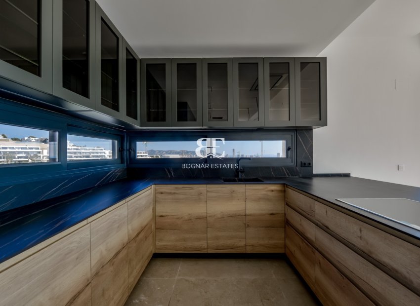Resale - Villa -
Finestrat - Sierra Cortina
