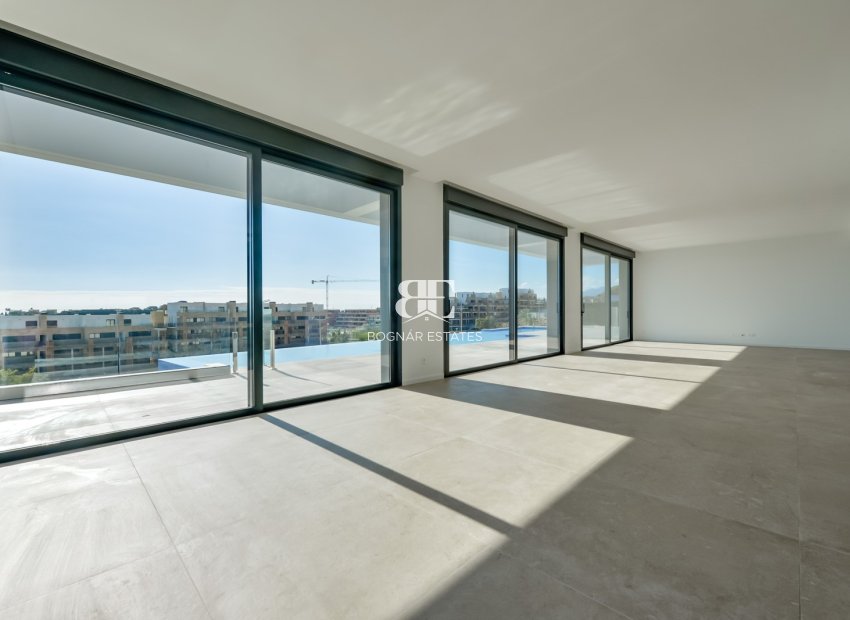 Resale - Villa -
Finestrat - Sierra Cortina