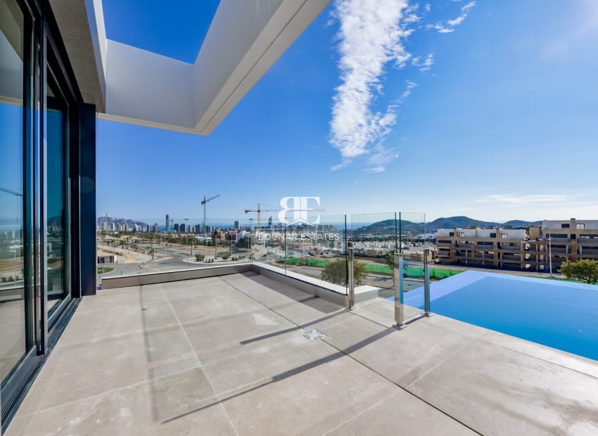 Resale - Villa -
Finestrat - Sierra Cortina
