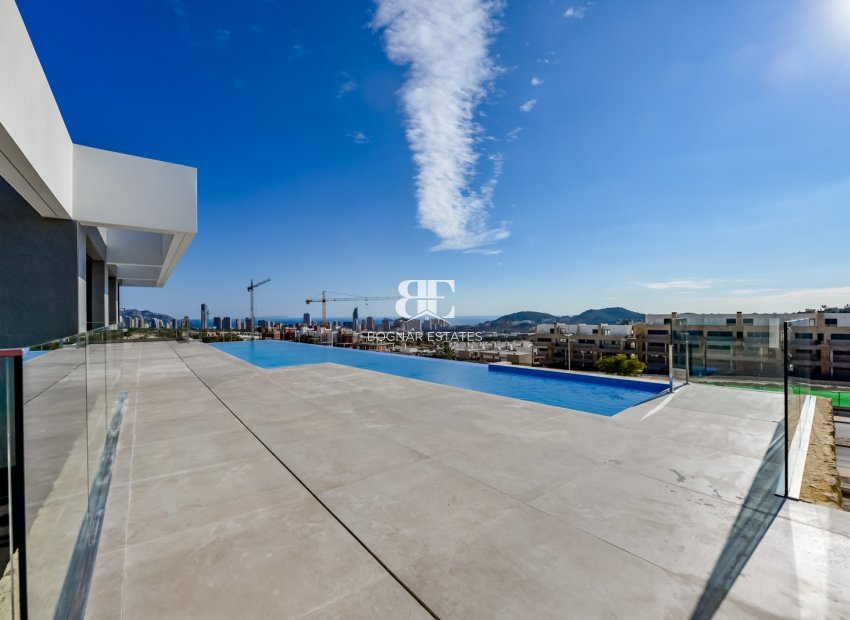Resale - Villa -
Finestrat - Sierra Cortina