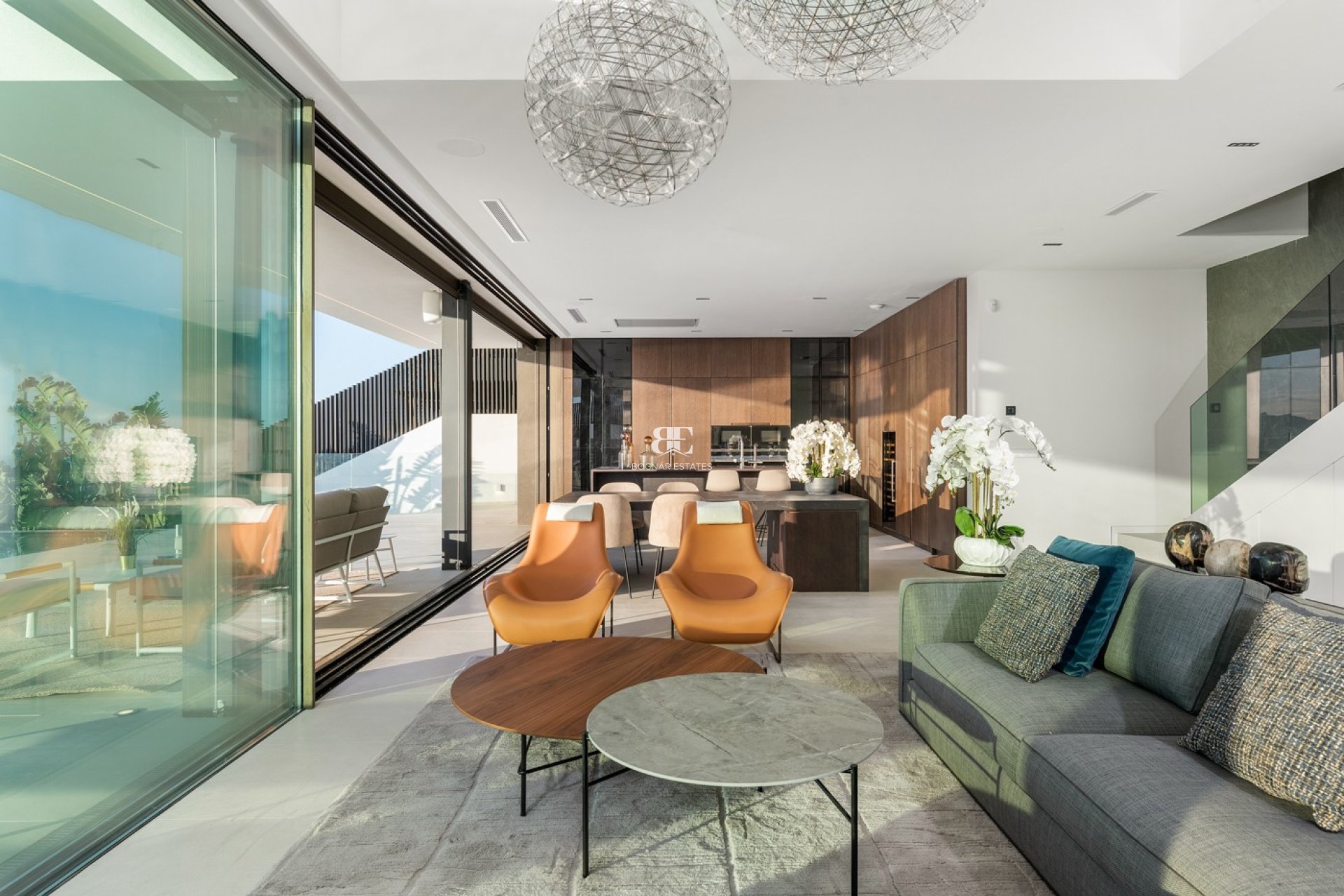 Resale - Villa -
Finestrat