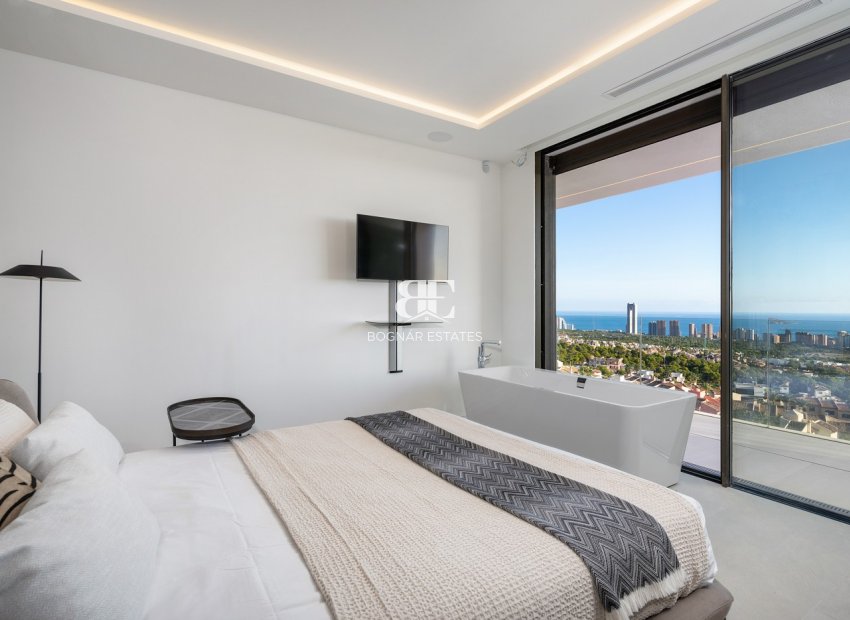 Resale - Villa -
Finestrat