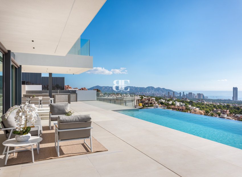 Resale - Villa -
Finestrat