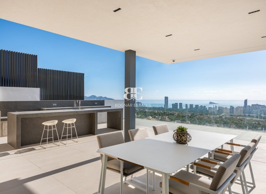 Resale - Villa -
Finestrat