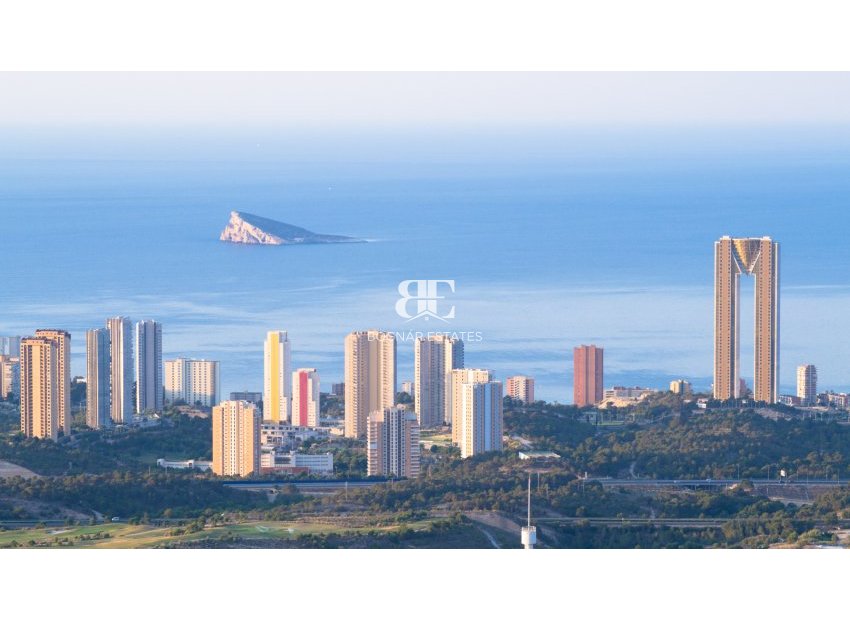Resale - Villa -
Finestrat