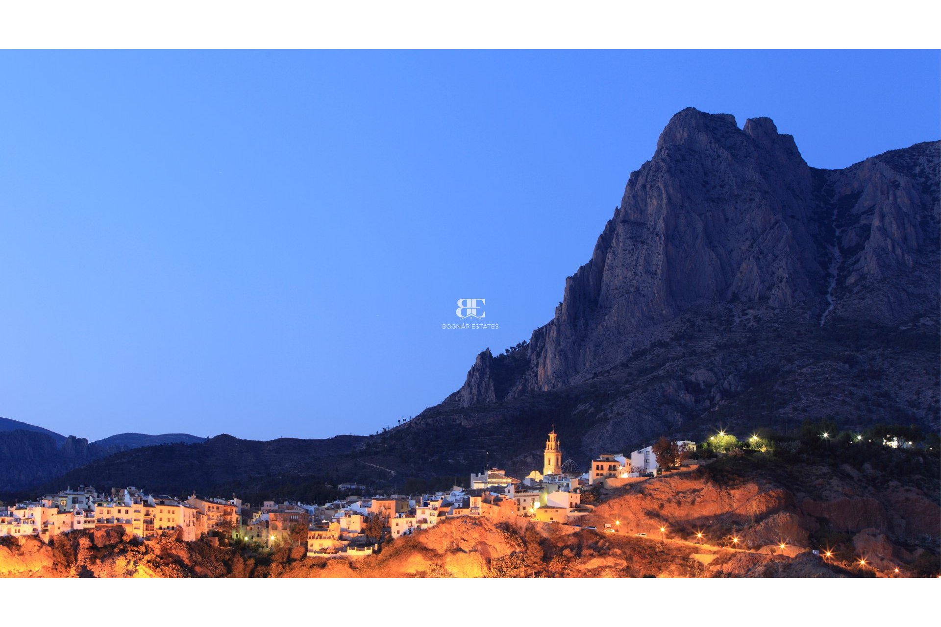 Resale - Villa -
Finestrat