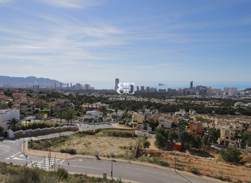 Resale - Villa -
Finestrat