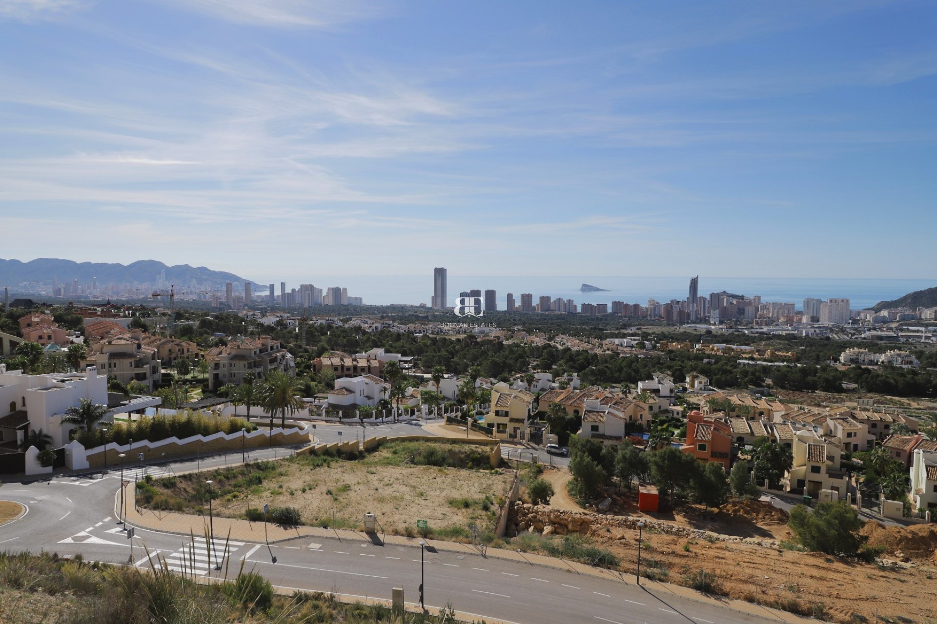 Resale - Villa -
Finestrat