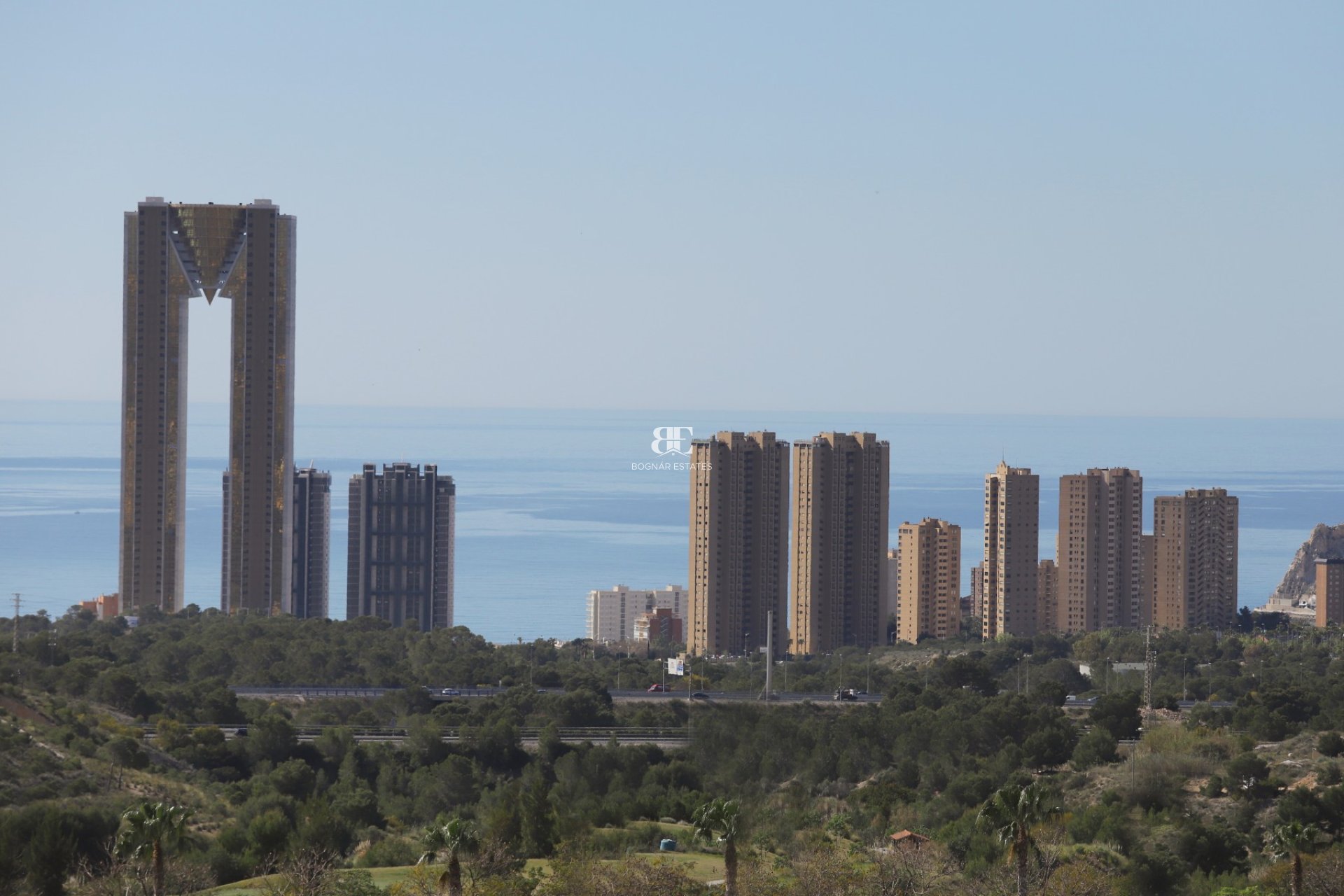 Resale - Villa -
Finestrat