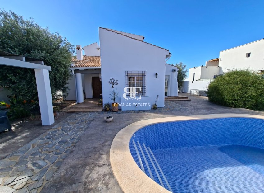 Resale - Villa -
Fortuna - Urbanizacion Las Kalendas