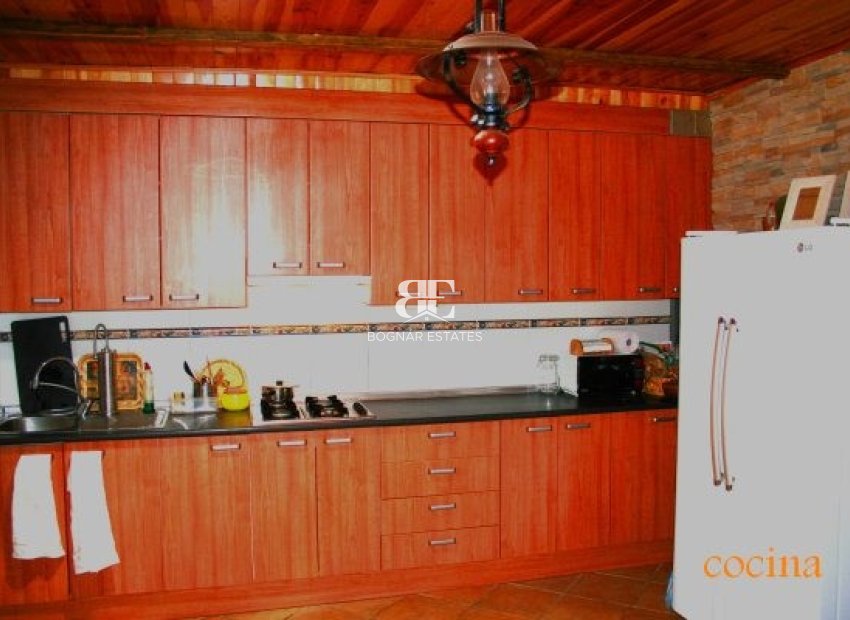 Resale - Villa -
Gea Truyols - Gea y Trujols