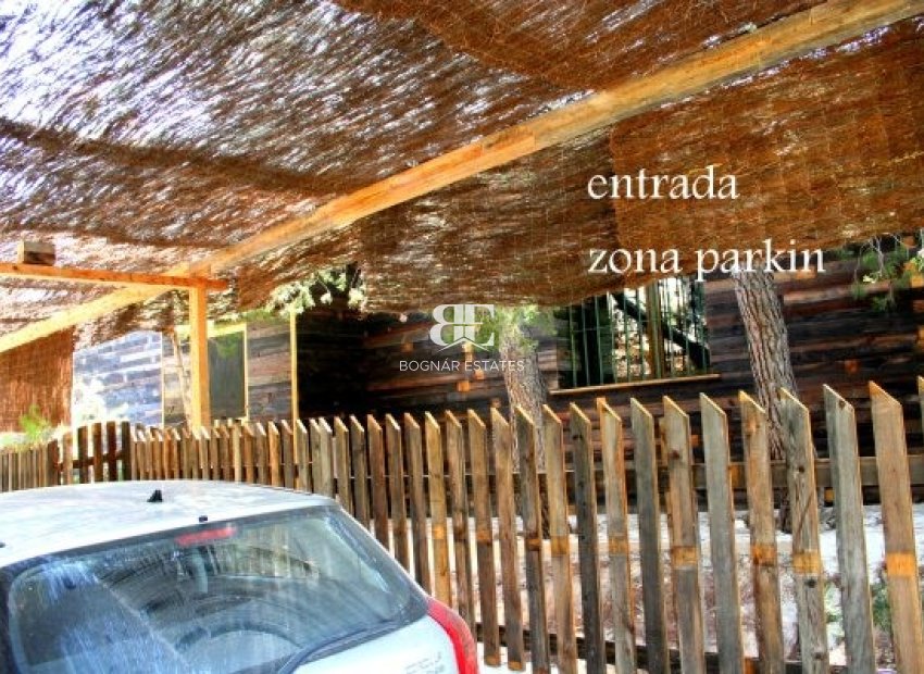 Resale - Villa -
Gea Truyols - Gea y Trujols