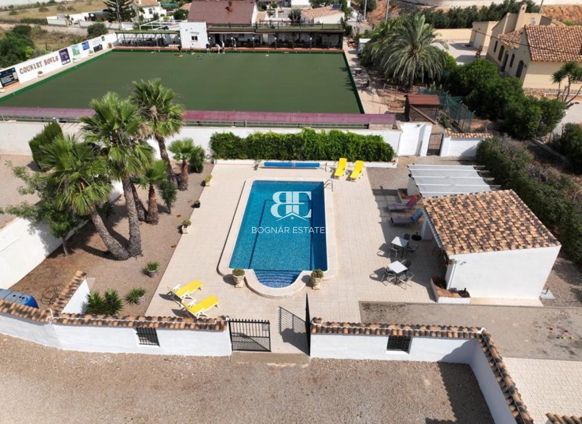 Resale - Villa -
Gea Truyols - Gea y Trujols