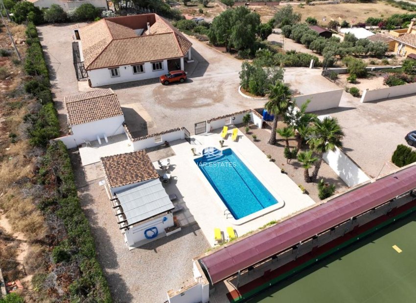 Resale - Villa -
Gea Truyols - Gea y Trujols