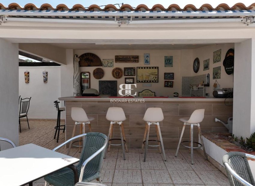 Resale - Villa -
Gea Truyols - Gea y Trujols