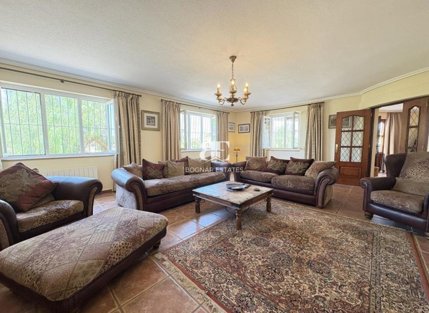 Resale - Villa -
Gea Truyols - Gea y Trujols